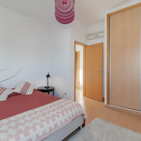4 Rooms, Swiming Pool Pink Villa Palmela