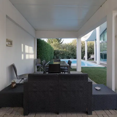 Villa 4 Rooms, Swiming Pool Pink