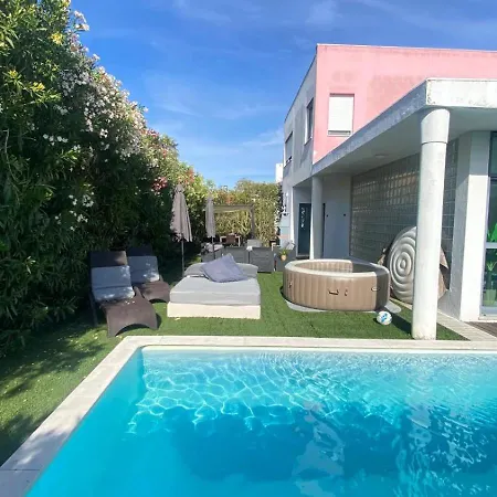 4 Rooms, Swiming Pool Pink Palmela