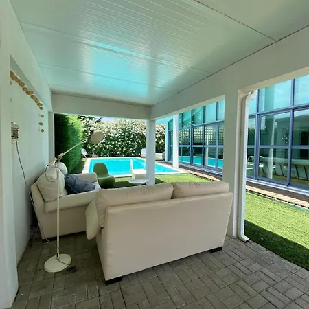4 Rooms, Swiming Pool Pink Palmela